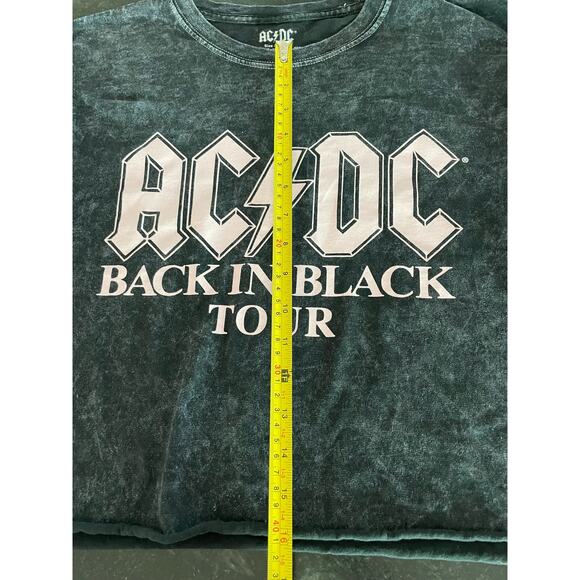 AC/DC long sleeve black CROP top with pink lettering.  Small 100% Cotton - Picture 4 of 5